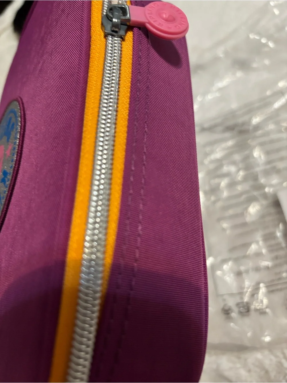 Kipling 100 pen case star pop magenta nwt